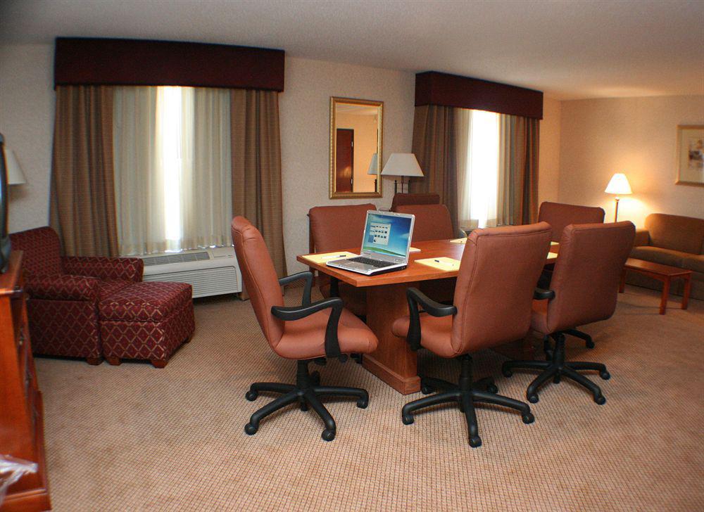 Seasons Inn & Suites Highland Eksteriør bilde