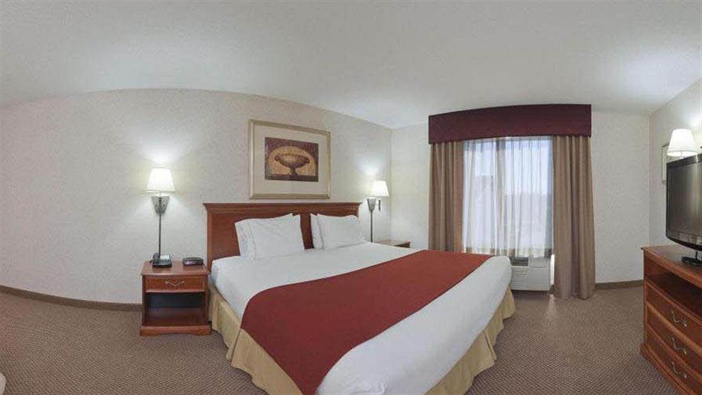 Seasons Inn & Suites Highland Eksteriør bilde